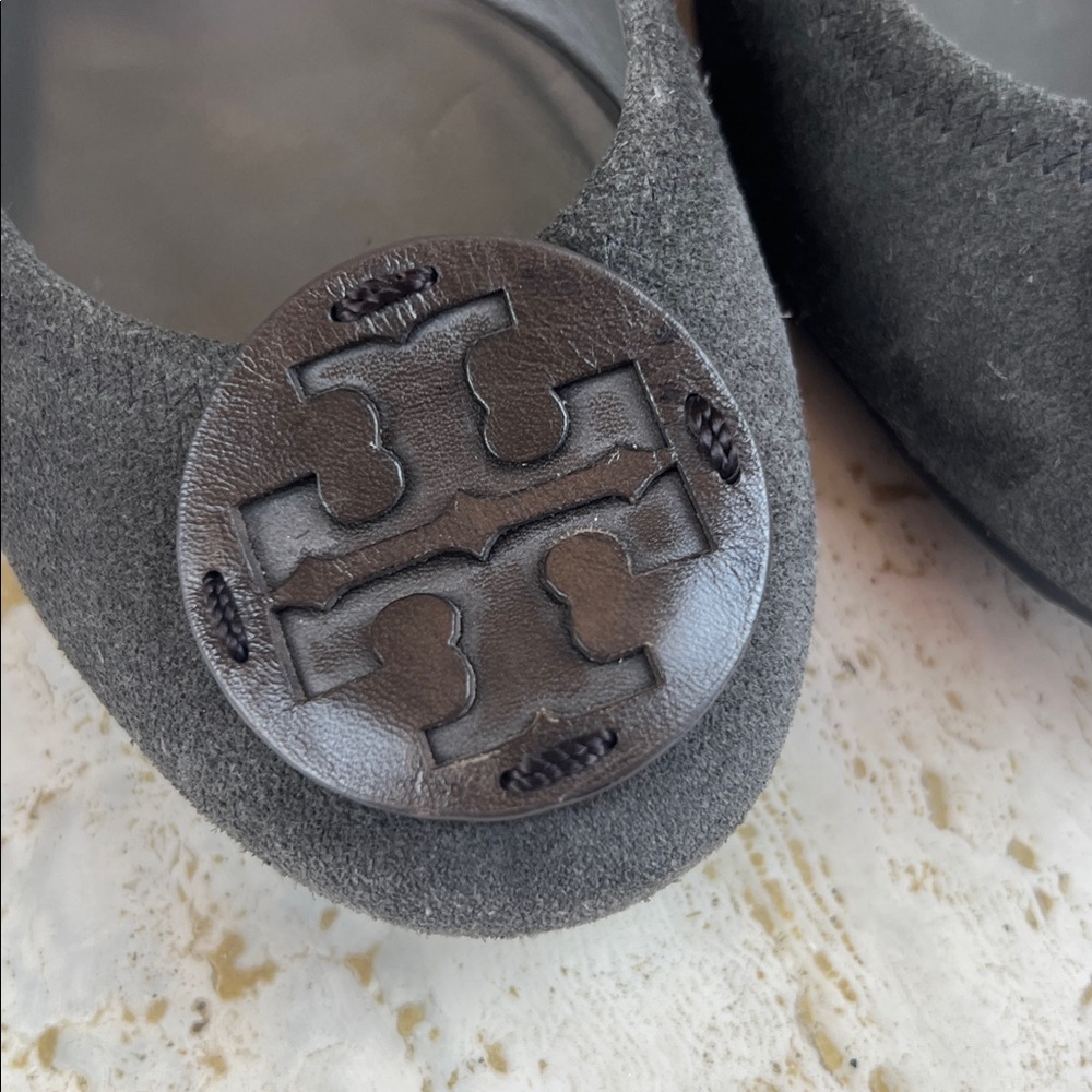Tory Burch SALLY-SPLIT SUEDE women’s size 8 made in Brazil wedge classic office - Picture 13 of 13